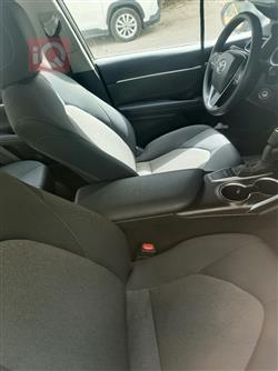 تۆیۆتا کامری